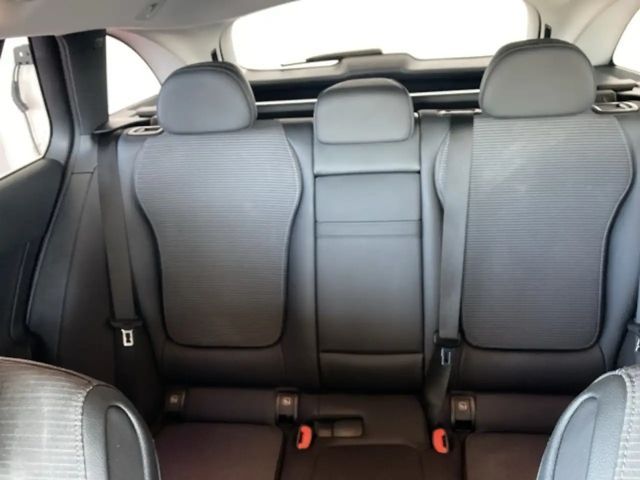 Mercedes-Benz C 200 AVANTGARDE C 200 d Estate