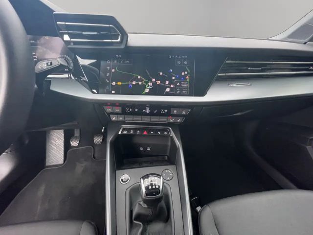 Audi A3 30 TDI Sedan