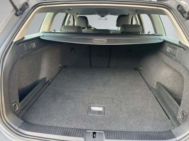 Volkswagen Passat 1.5 TSI DSG Variant