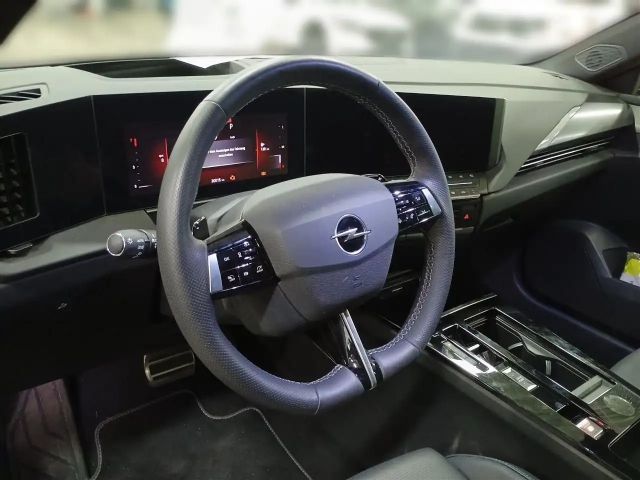 Opel Astra Sports Tourer Ultimate