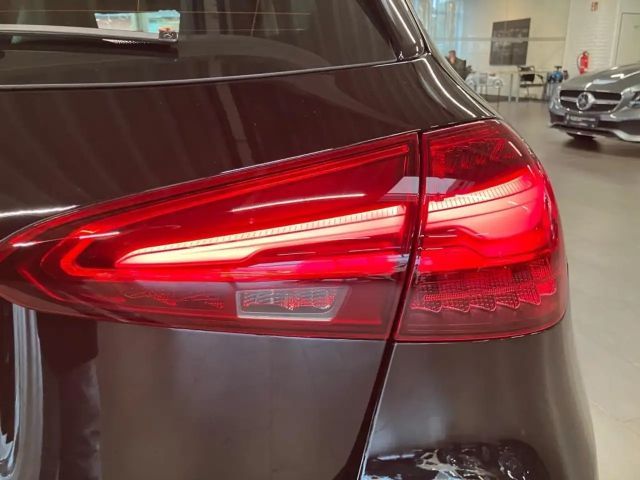 Mercedes-Benz A 200 AMG Line