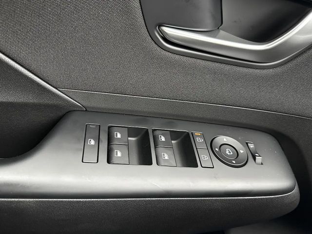 Hyundai Kona 64 kWh Electric