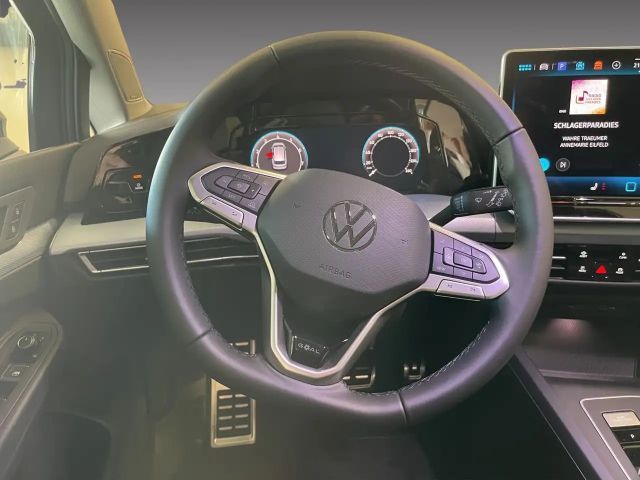 Volkswagen Golf 1.5 eTSI DSG Variant