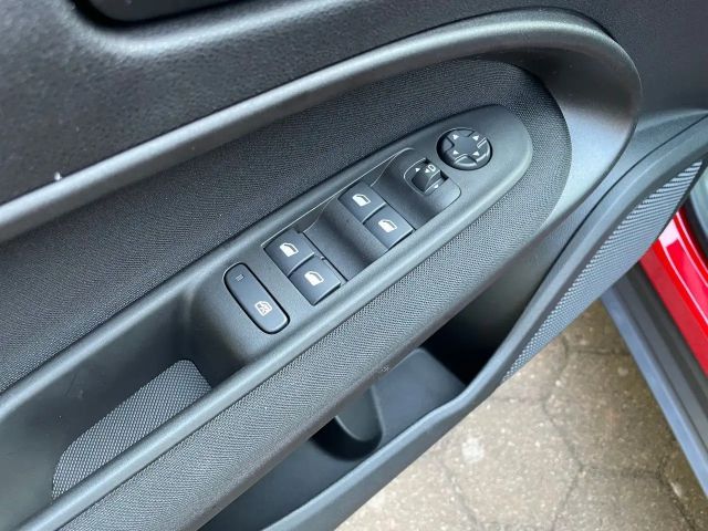 Fiat 600e Hybrid 100 DCT LED Kamera 360° Keyless