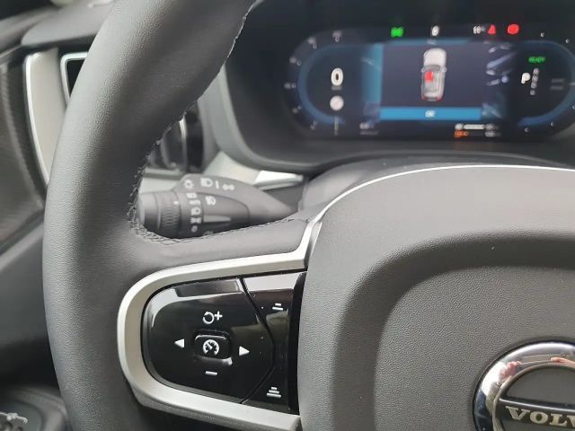 Volvo XC60 AWD Dark Plus T6