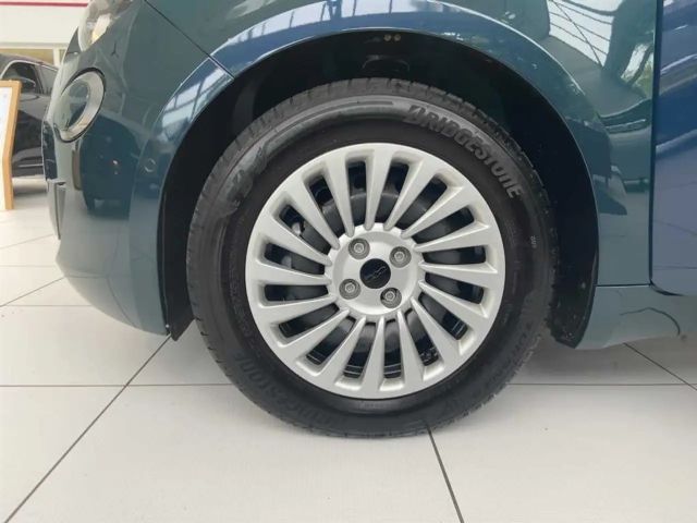 Fiat 500e 42 kWh