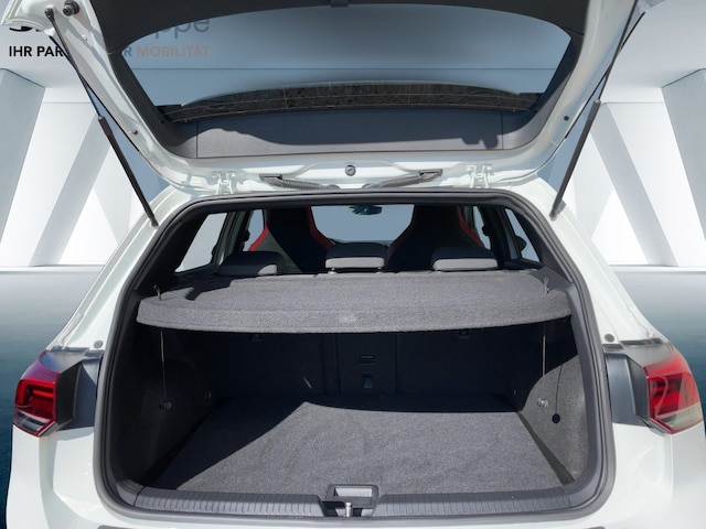 Volkswagen Golf 2.0 TSI DSG Golf VIII