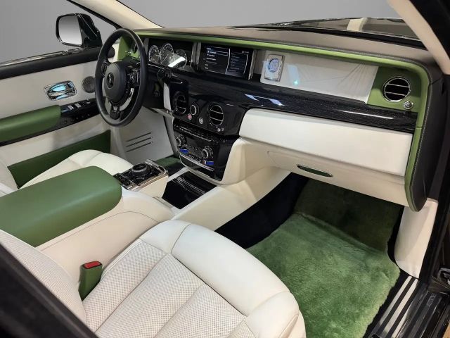 Rolls-Royce Phantom Extended (EWB) "The Connoisseur"