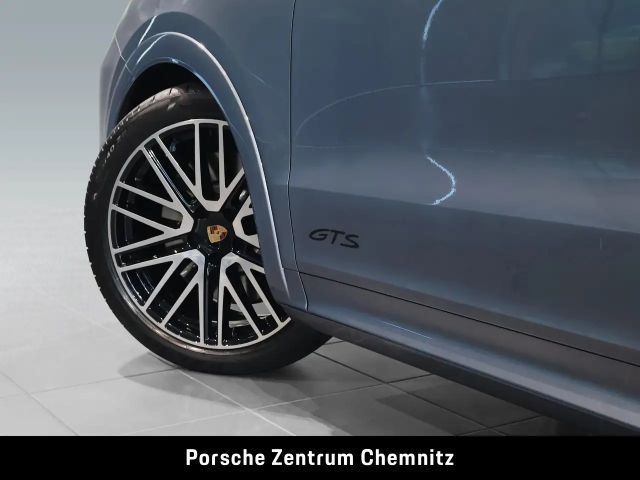 Porsche Cayenne GTS