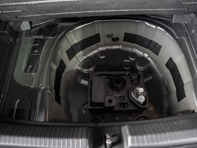 Volkswagen Polo 1.0 l TSI 5-Gang Virtual LED PDC SHZ SoundSys