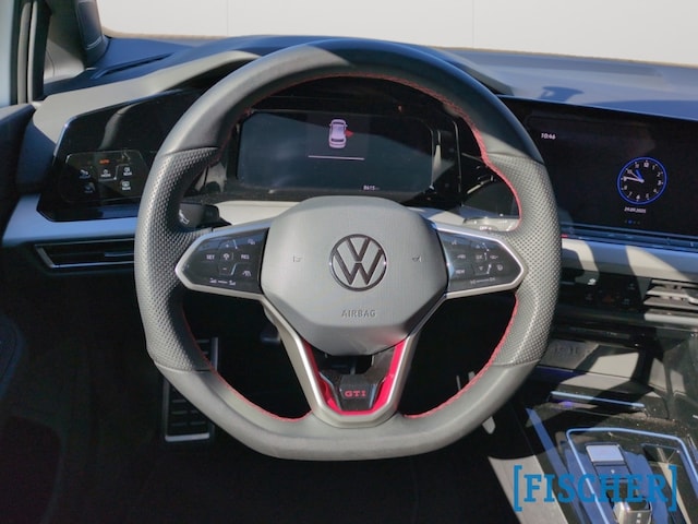 Volkswagen Golf 2.0 TSI DSG Golf VIII