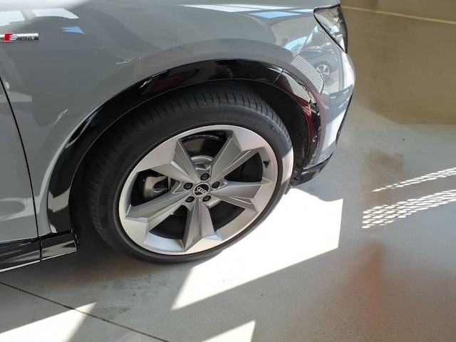 Audi Q4 e-tron Quattro