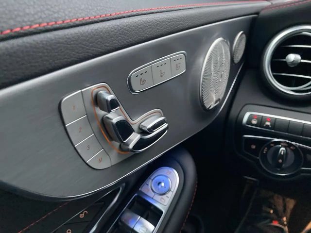 Mercedes-Benz C 200 AMG Line Cabriolet