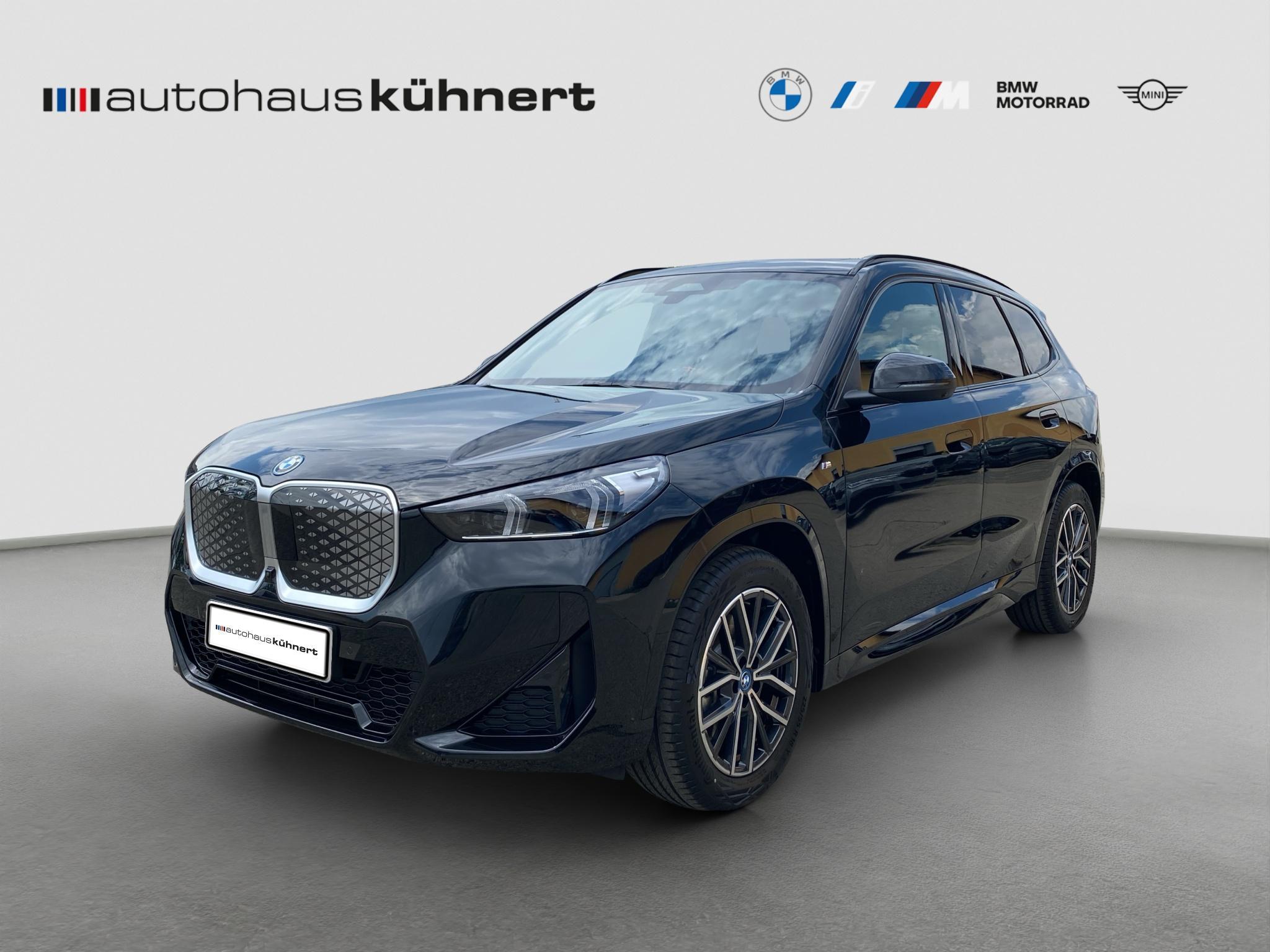 BMW iX1 xDrive30