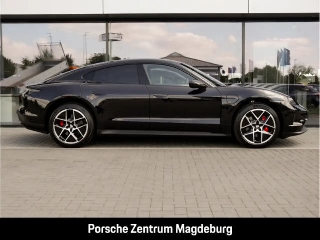 Porsche Taycan 4S