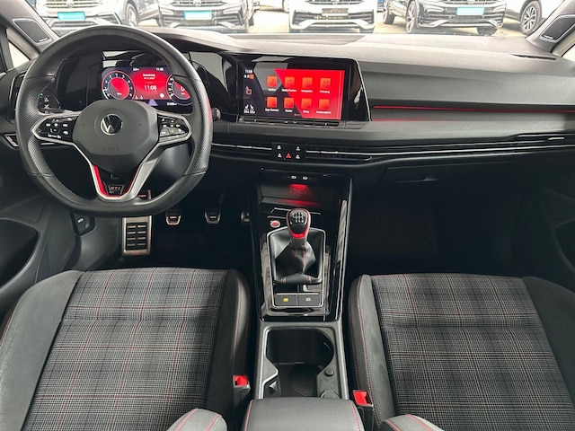 Volkswagen Golf 2.0 TSI GTI