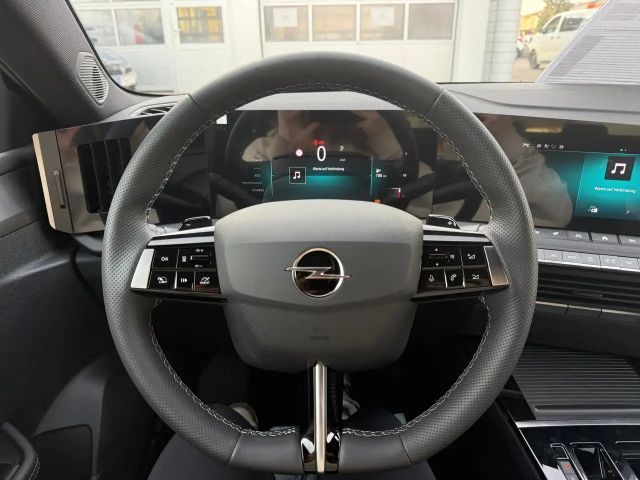 Opel Astra GS-Line Grand Sport