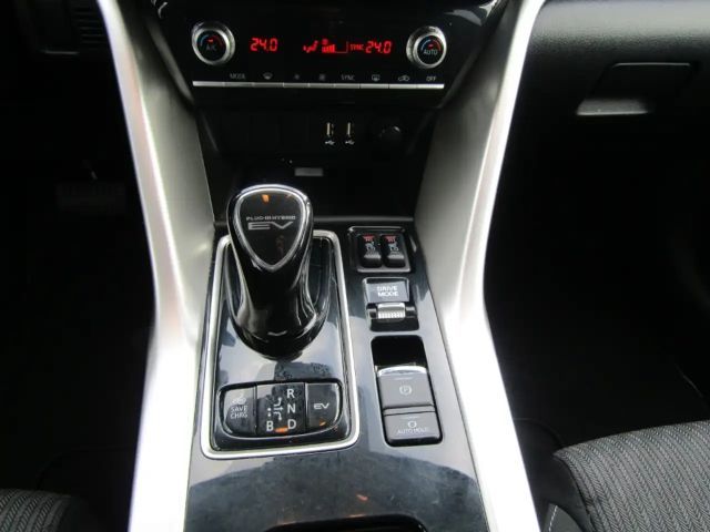 Mitsubishi Eclipse Cross 4WD PHEV