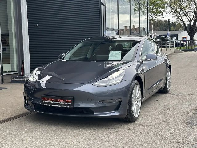 Tesla Model 3 AWD Long Range