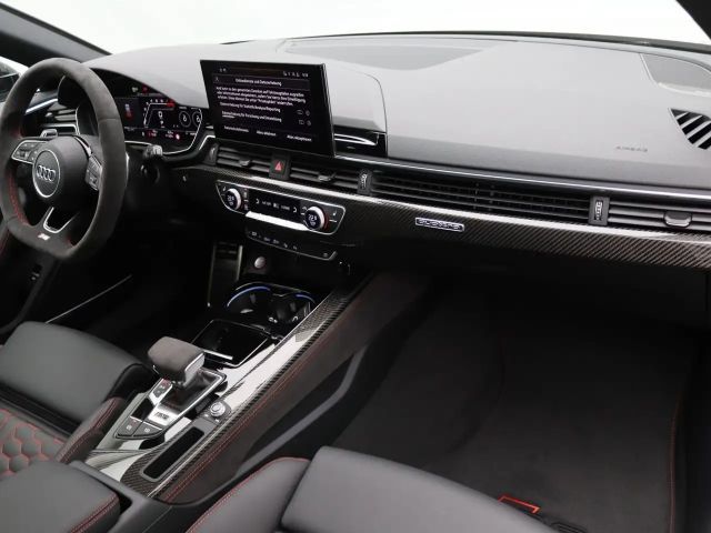 Audi RS4 Competition