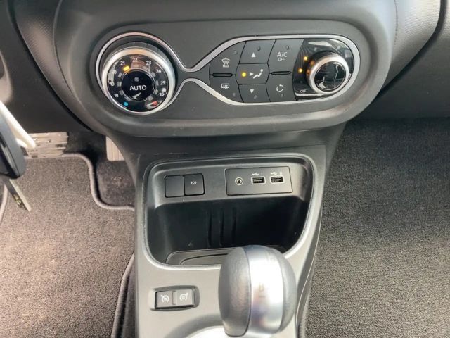 Renault Twingo E-Tech Techno