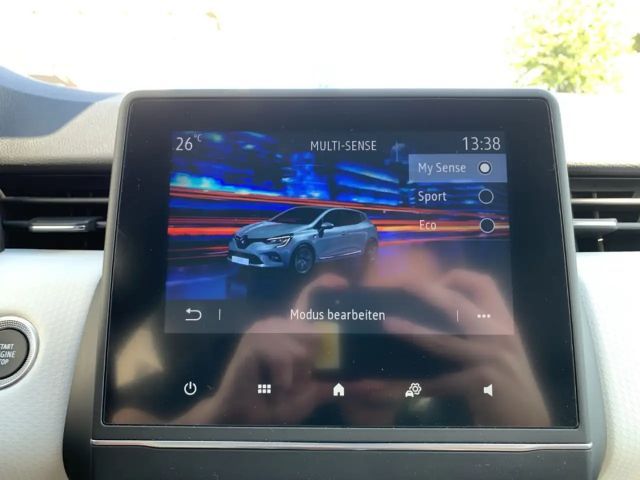 Renault Clio E-Tech Intens