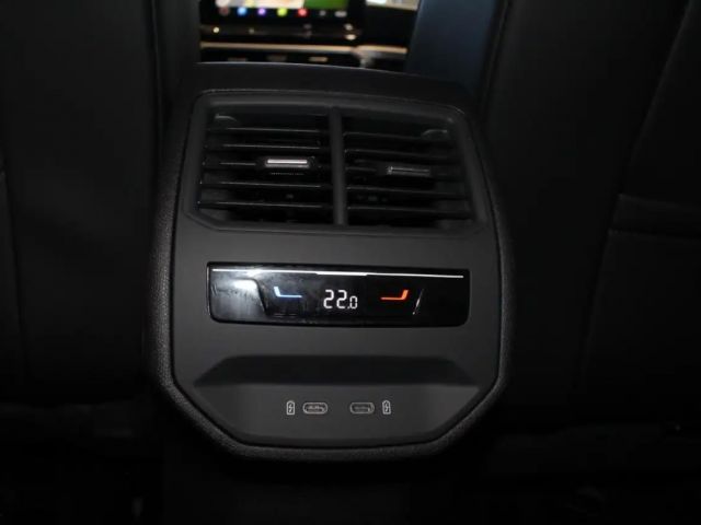 Seat Leon 1.5 eTSI DSG FR-lijn Sportstourer