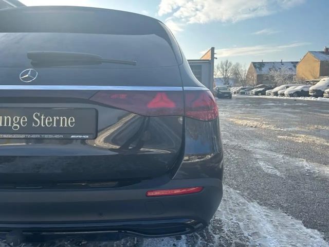 Mercedes-Benz E 220 4MATIC E 220 d Estate