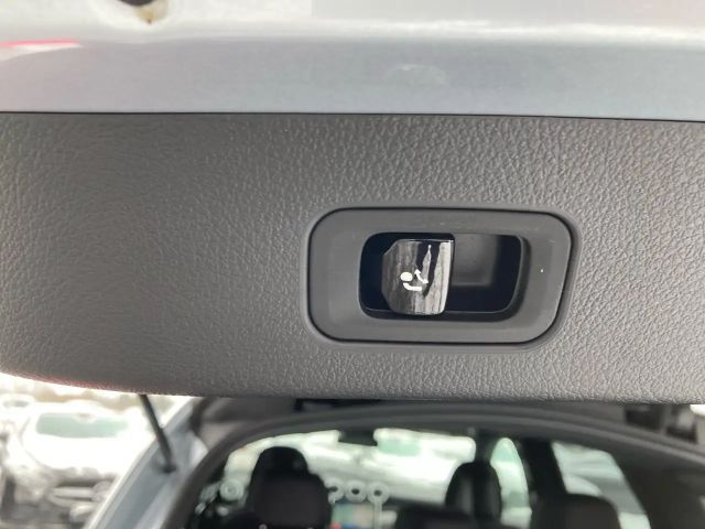 Mercedes-Benz GLC 200 4MATIC AMG Line