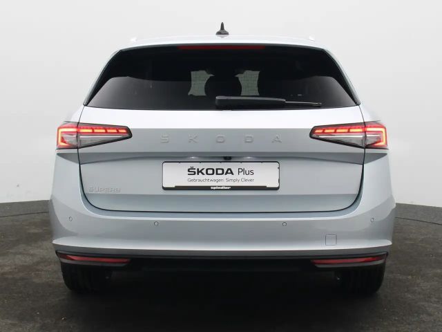 Skoda Superb 2.0 TDI Combi Selection