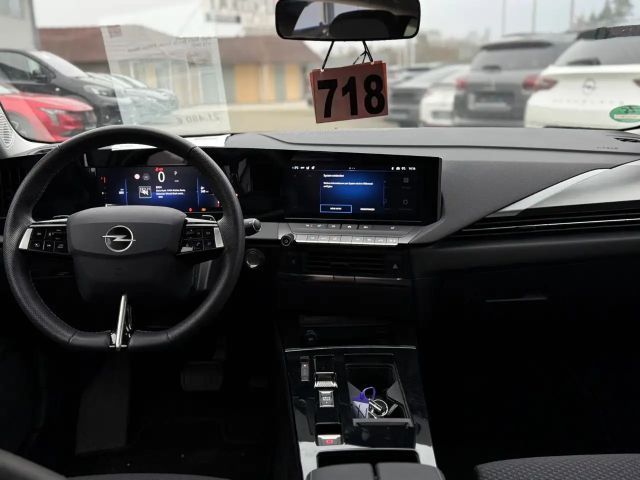 Opel Astra Edition Sports Tourer