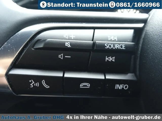 Mazda 3 Homura SkyActiv e-Skyactiv