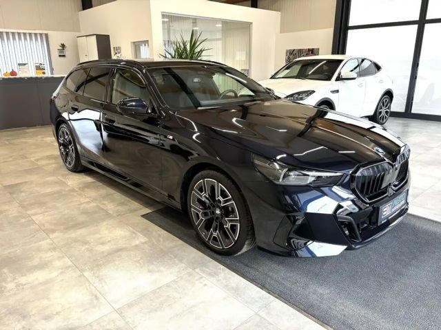 BMW 520 520d M-Sport Touring xDrive
