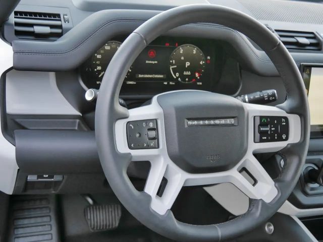 Land Rover Defender 110 Dynamic SE