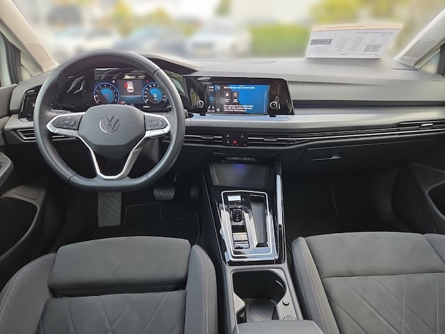 Volkswagen Golf 1.5 eTSI DSG Golf VIII