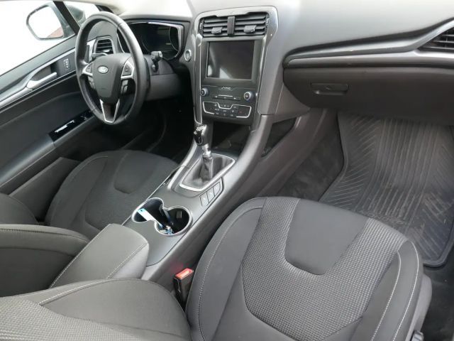 Ford Mondeo Titanium