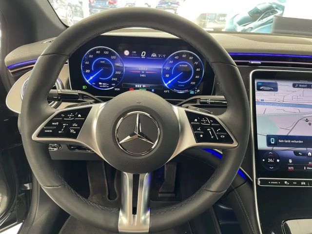 Mercedes-Benz EQE 350 Premium Sedan