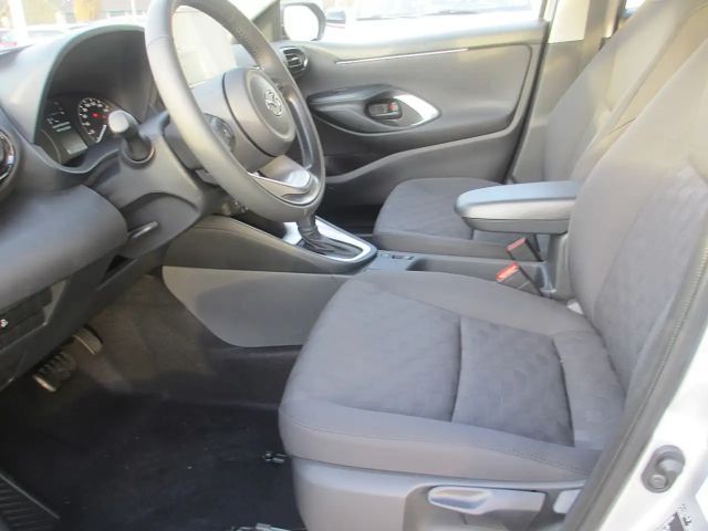 Mazda 2 Mazda2 Hybrid Centre Line