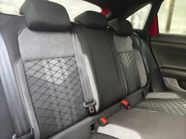 Volkswagen Taigo 1.5 TSI DSG R-Line