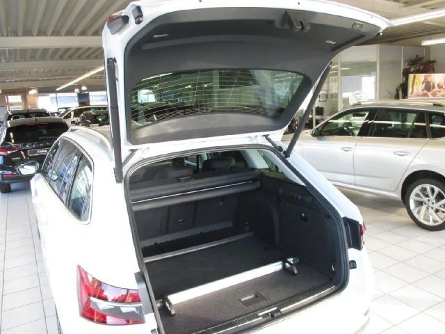 Skoda Superb Combi Style Style