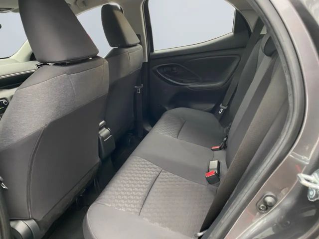 Toyota Yaris Hatchback Hybride Team D