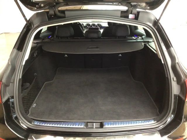 Mercedes-Benz C 220 AVANTGARDE C 220 d Estate