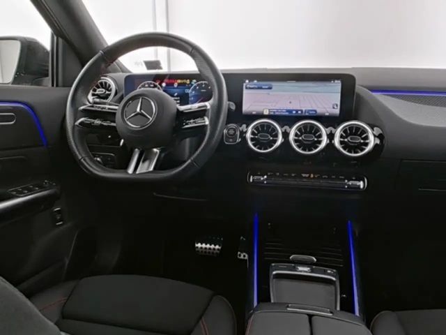 Mercedes-Benz GLA 220 4MATIC AMG Line