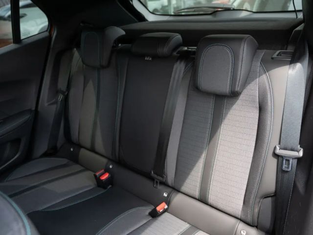 Peugeot 2008 Allure Pack EAT8 PureTech