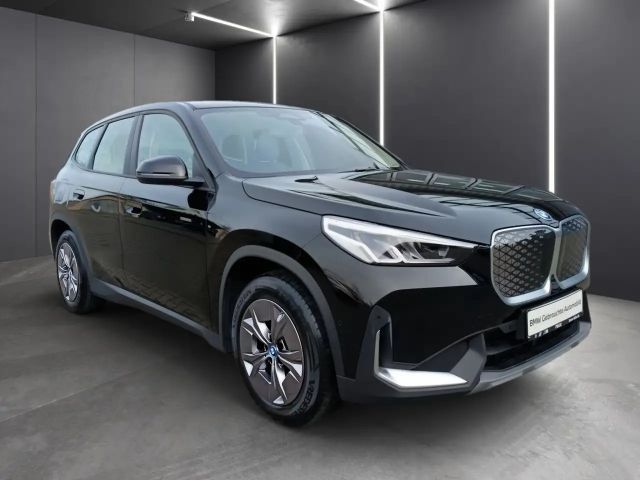 BMW iX1 xDrive30