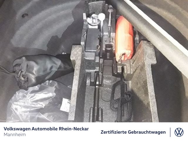 Volkswagen Passat 1.5 eTSI Business DSG Variant