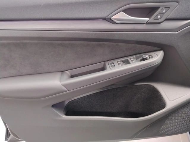 Volkswagen Golf 1.5 TSI Style Variant