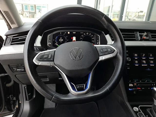 Volkswagen Passat DSG GTE Pro Variant