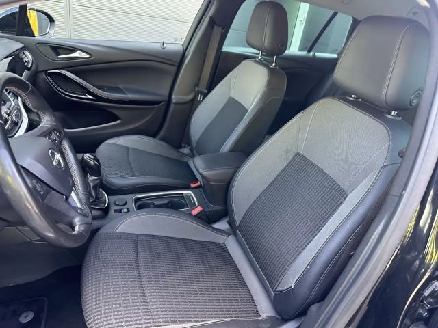 Opel Astra Design&Tech +RFK+DAB+Quickheat+