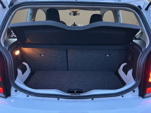 Volkswagen up! ''X-tra'' (Kamera/Navi-Vorb./Sitzheizung/Einparkhi